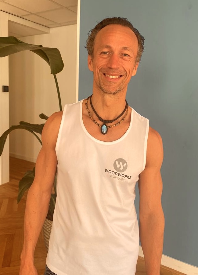 Maarten van der Woude van WoodWorks Urban Yoga