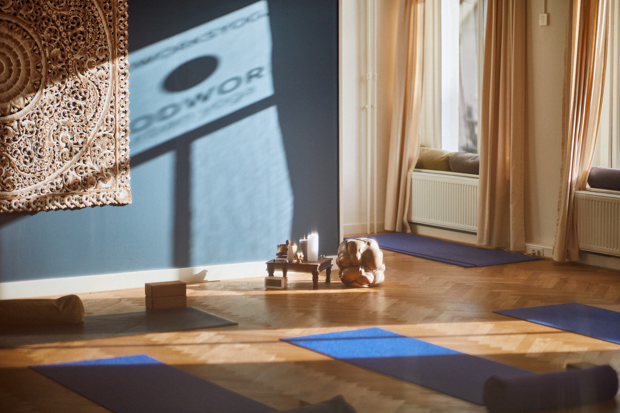 Shala sfeer WoodWorks Urban Yoga